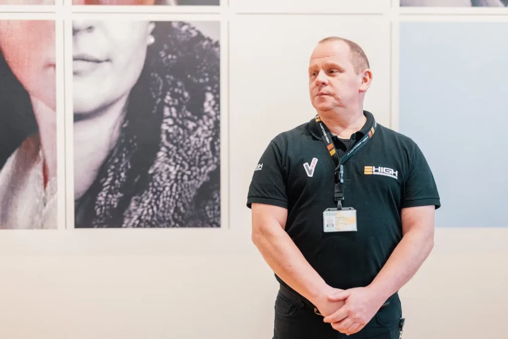 bewakingsagenten Overheidsdiensten en ambassades 2-min Bewakingsagent van High Security