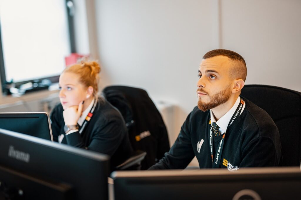 Agent de garde acceil r‚ception 3-min