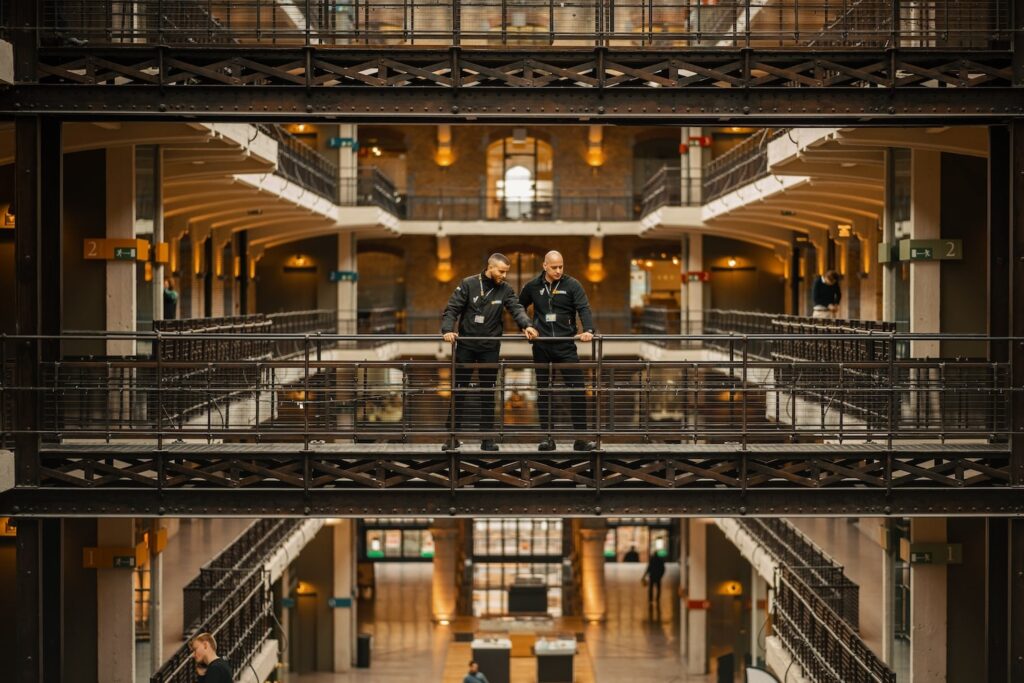 Agent de garde batiments 1-min